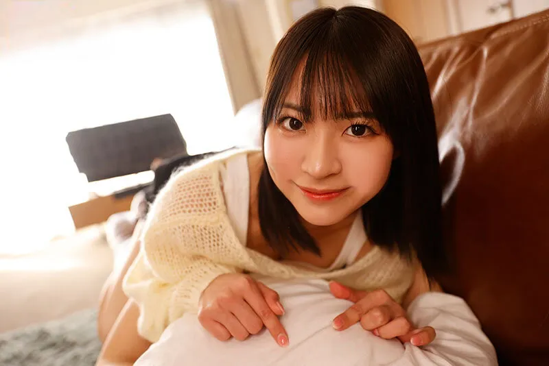 Chị gái lần đầu có anh yêu còn nhiều ngỡ ngàng nên mượn thằng nhỏ thằng em tập trước